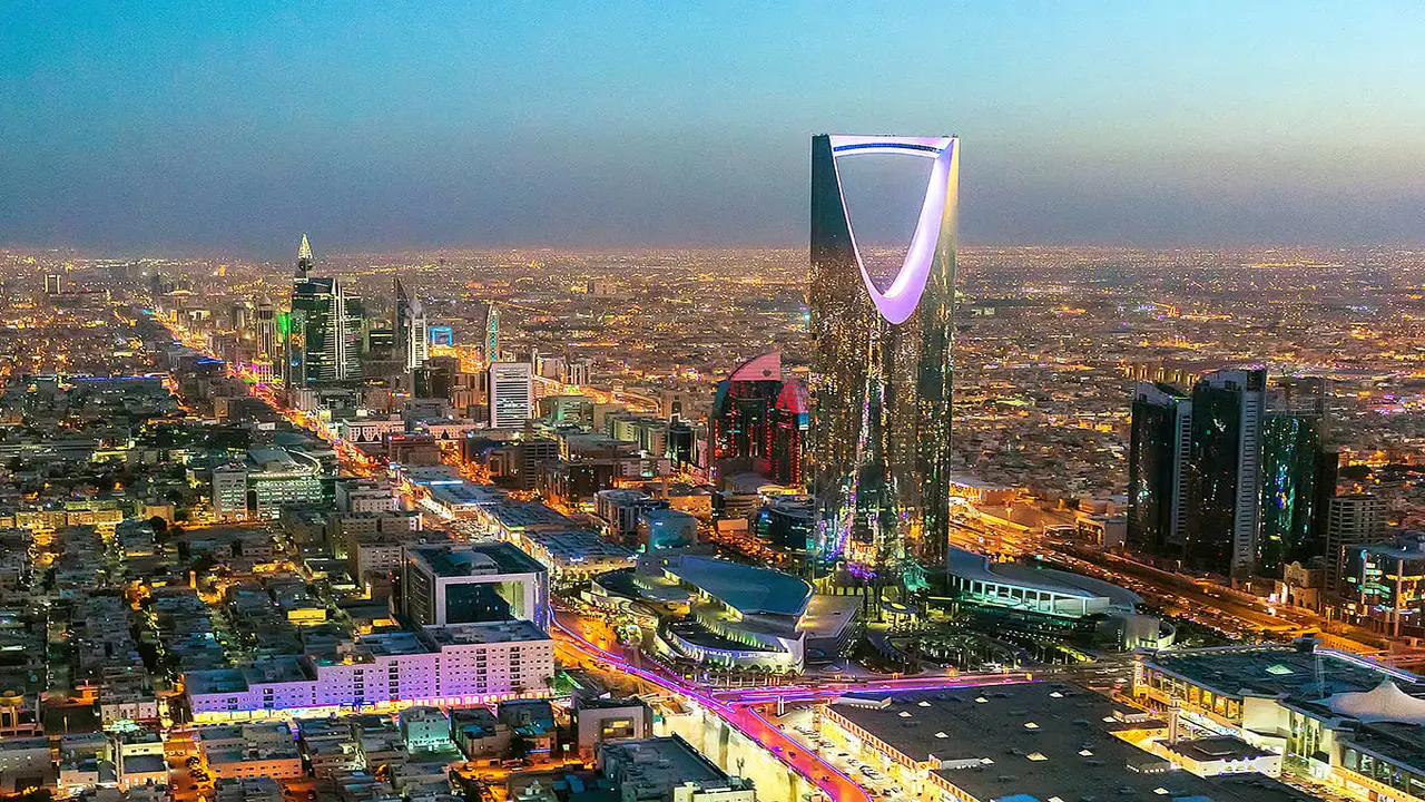 رفع الإيقاف عن أراضي غرب الرياض يعيد التوازن للسوق العقاري بالعاصمة السعودية